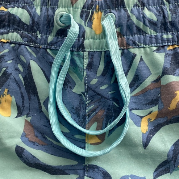 Salt life swim shorts - beach shorts - resort shorts - lounge shorts. NWOT - Picture 4 of 5